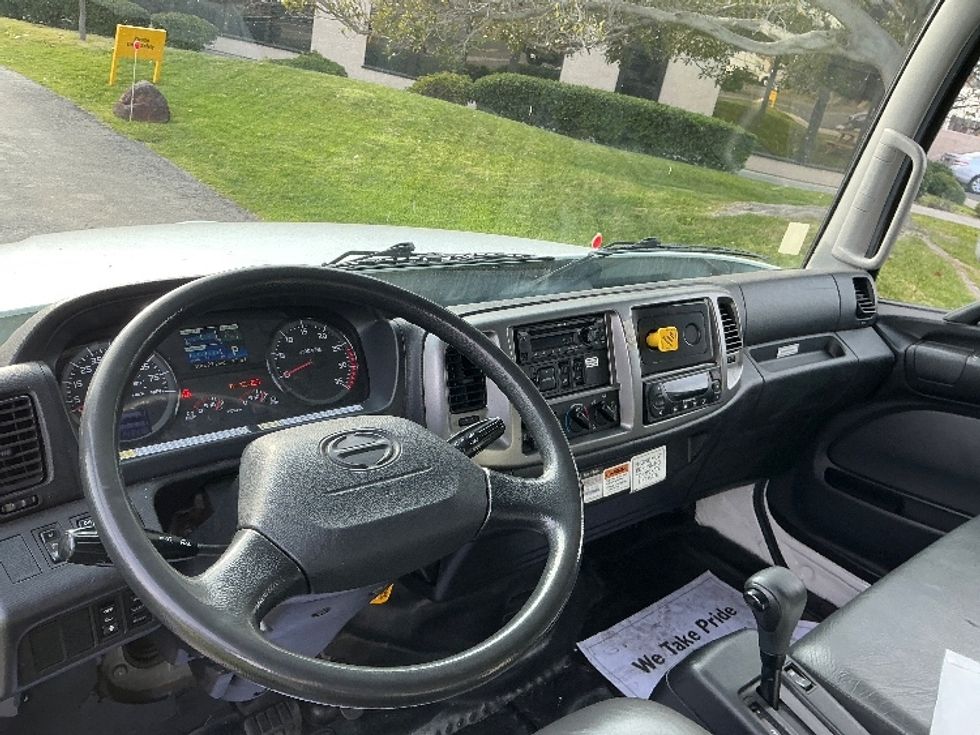 Refrigerated Truck-Light and Medium Duty Trucks-Hino-2020-268-San Diego-CA-143,437\n\t\tmiles-$ 68,000 - Image 17