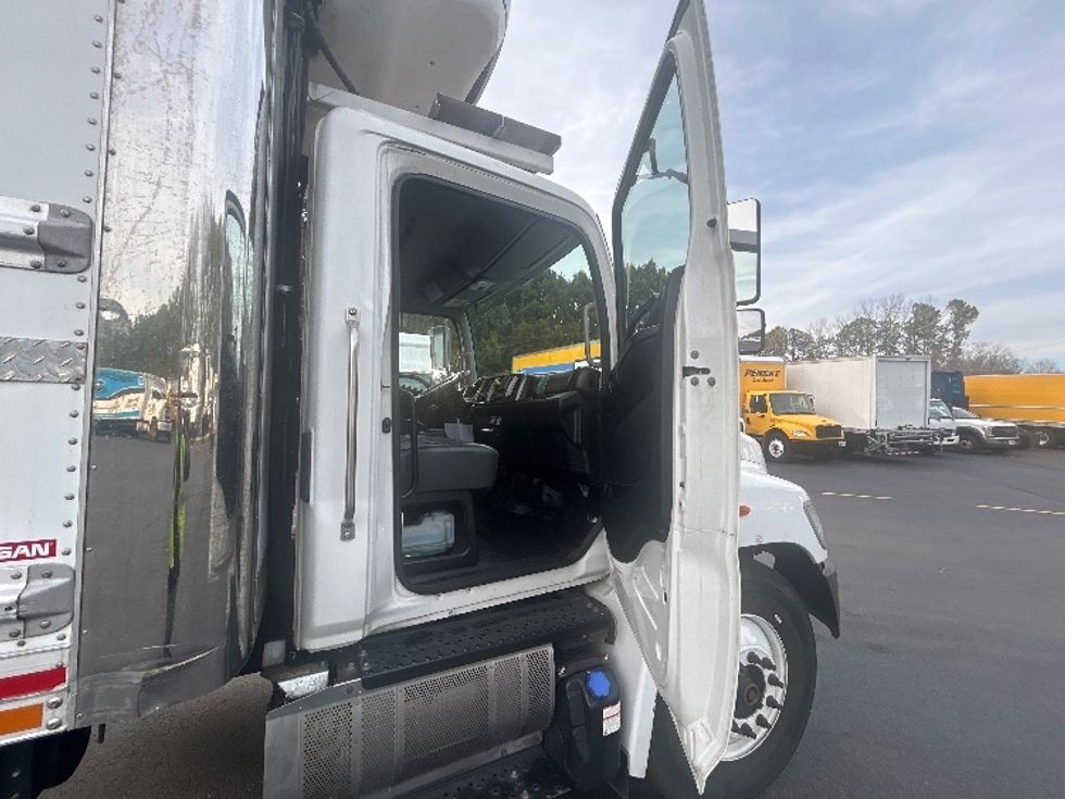 Refrigerated Truck-Light and Medium Duty Trucks-Hino-2020-268-Torrance-CA-136,066\n\t\tmiles-$ 68,500 - Image 20