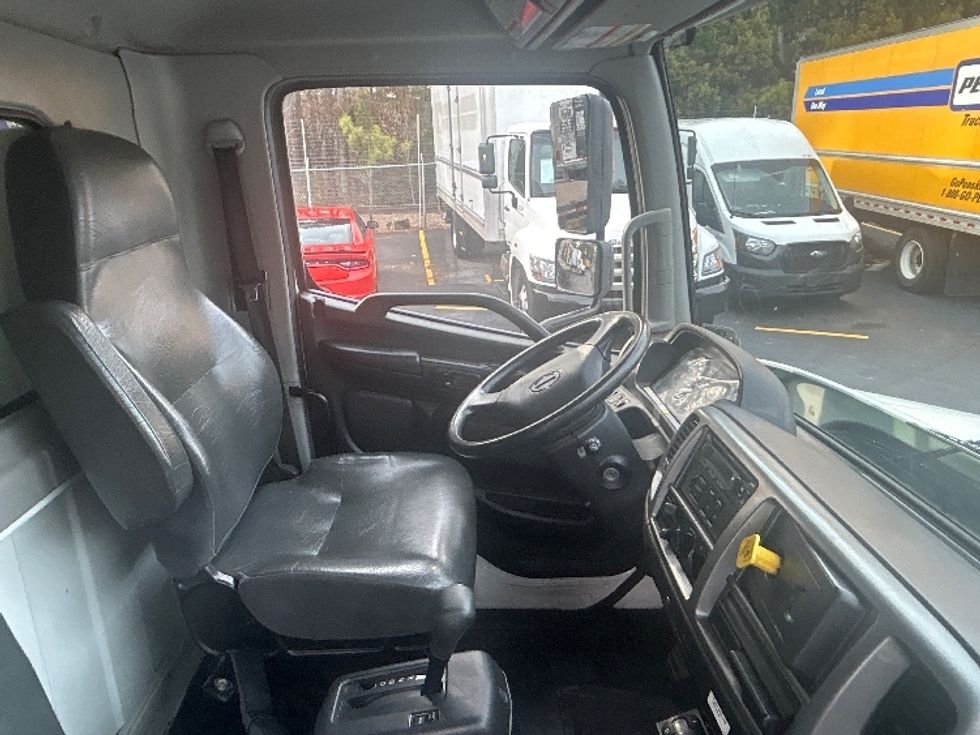 Refrigerated Truck-Light and Medium Duty Trucks-Hino-2020-268-Torrance-CA-136,066\n\t\tmiles-$ 68,500 - Image 22