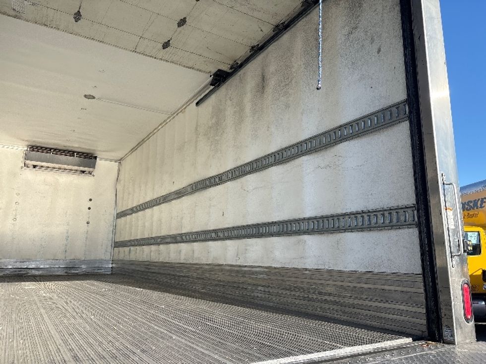 Refrigerated Truck-Light and Medium Duty Trucks-Hino-2020-268-Torrance-CA-144,235\n\t\tmiles-$ 70,500 - Image 11
