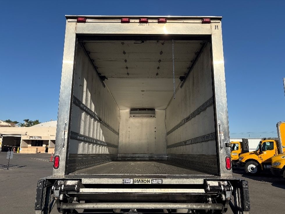 Refrigerated Truck-Light and Medium Duty Trucks-Hino-2020-268-Torrance-CA-144,235\n\t\tmiles-$ 70,500 - Image 8