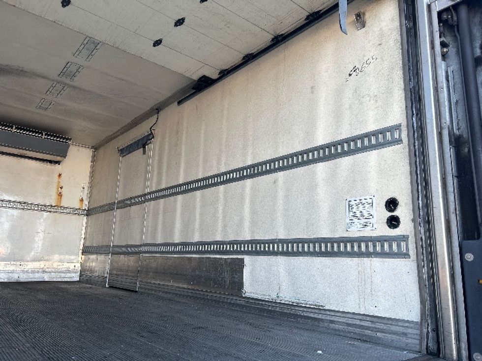 Refrigerated Truck-Light and Medium Duty Trucks-Hino-2020-268-Torrance-CA-162,503\n\t\tmiles-$ 53,750 - Image 12