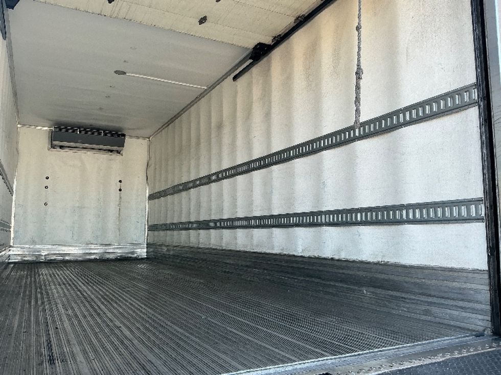 Refrigerated Truck-Light and Medium Duty Trucks-Hino-2020-268-Torrance-CA-162,589\n\t\tmiles-$ 67,500 - Image 12