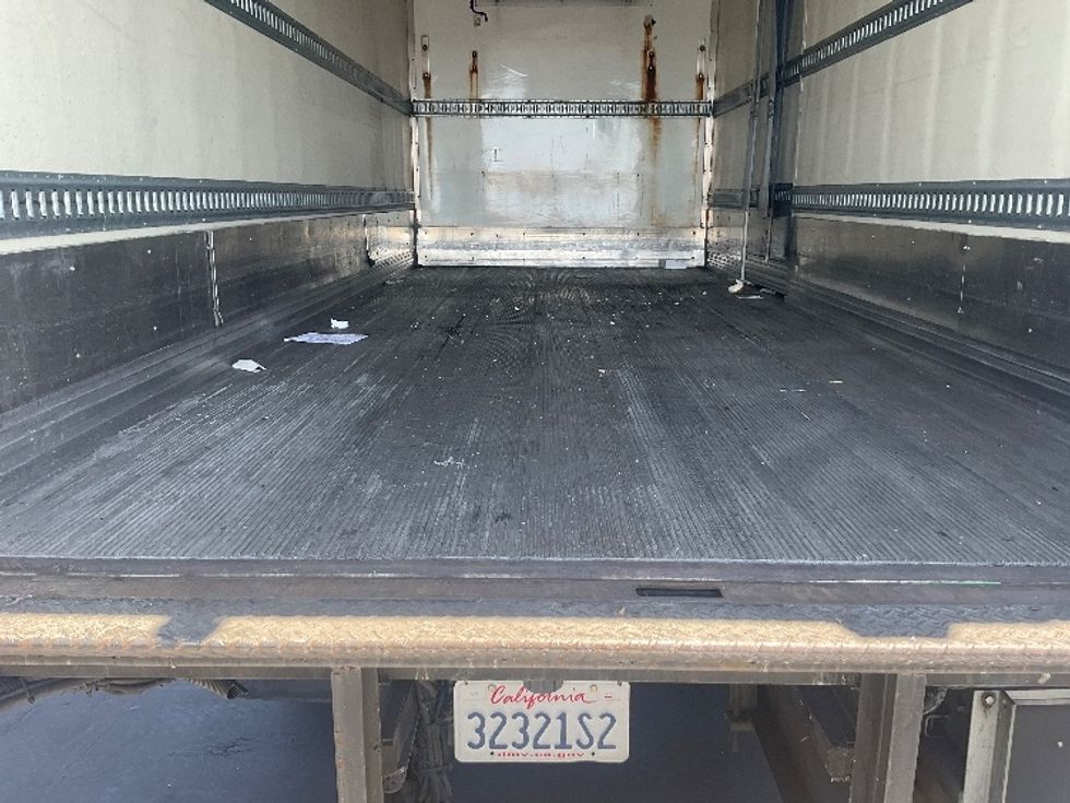 Refrigerated Truck-Light and Medium Duty Trucks-Hino-2020-268-Torrance-CA-179,613\n\t\tmiles-$ 51,500 - Image 10