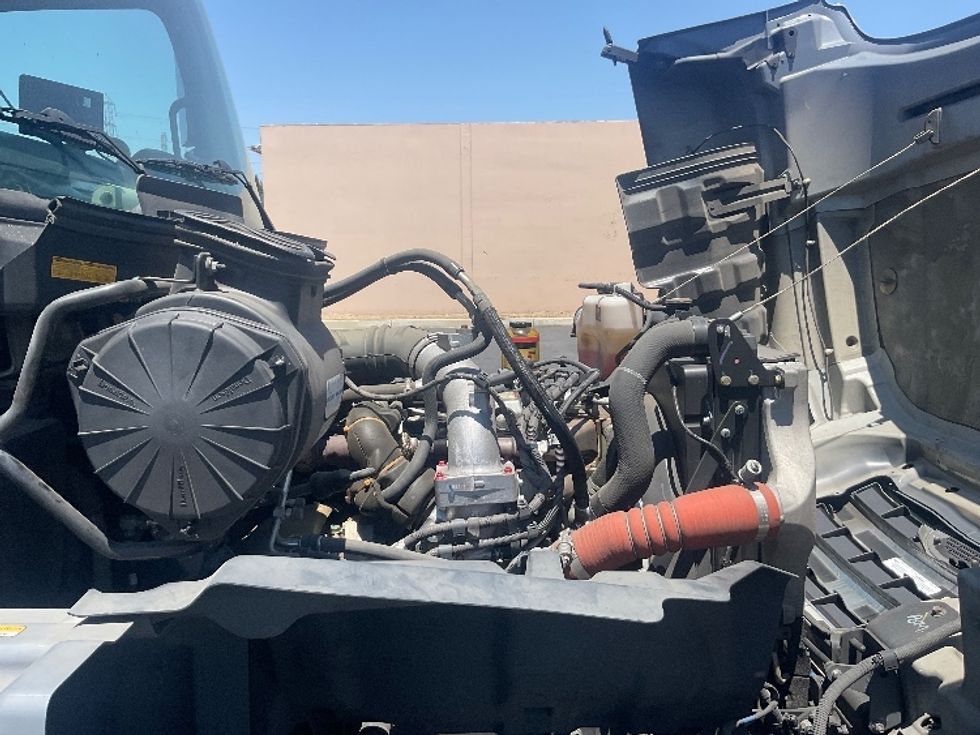 Refrigerated Truck-Light and Medium Duty Trucks-Hino-2020-268-Torrance-CA-179,613\n\t\tmiles-$ 51,500 - Image 23