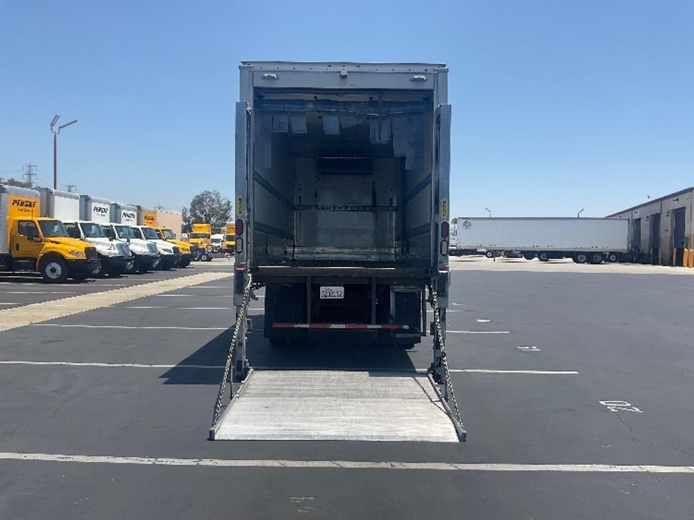 Refrigerated Truck-Light and Medium Duty Trucks-Hino-2020-268-Torrance-CA-179,613\n\t\tmiles-$ 51,500 - Image 9