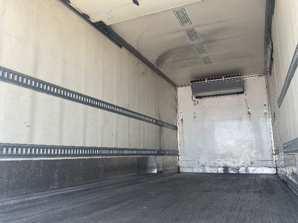 Refrigerated Truck-Light and Medium Duty Trucks-Hino-2020-268-Torrance-CA-200,752\n\t\tmiles-$ 48,250 - Image 11