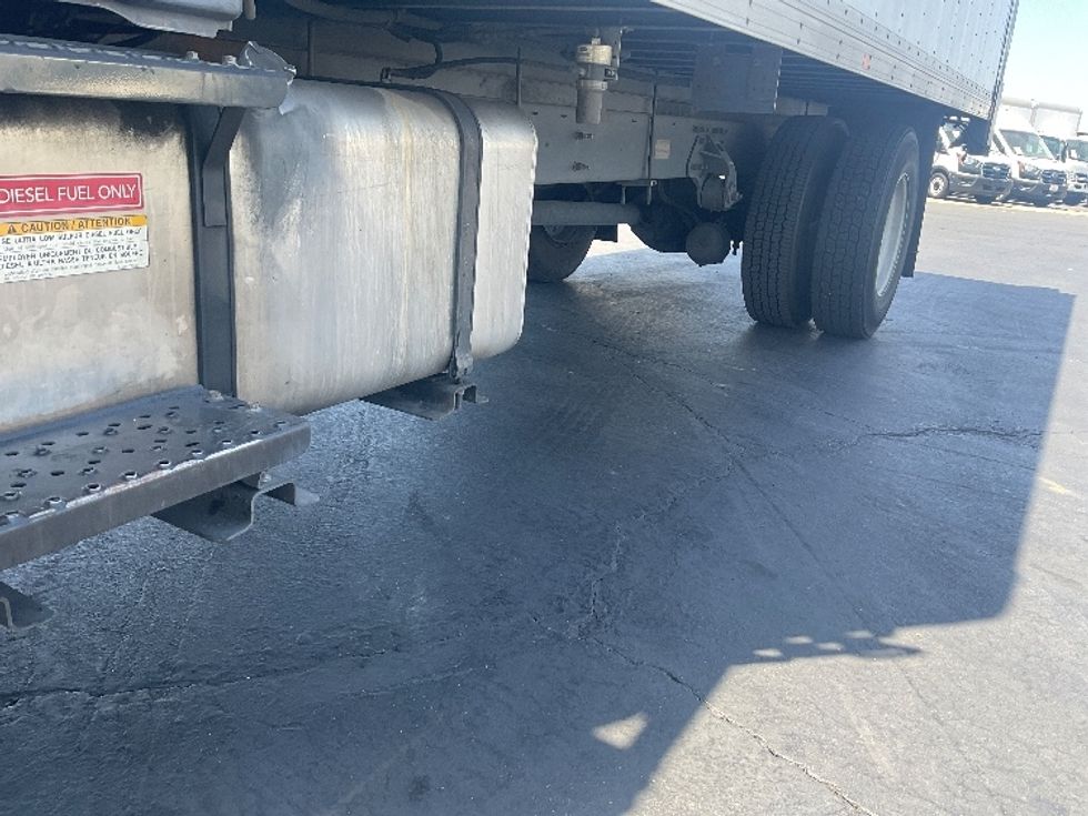 Refrigerated Truck-Light and Medium Duty Trucks-Hino-2020-268-Torrance-CA-200,752\n\t\tmiles-$ 48,250 - Image 5