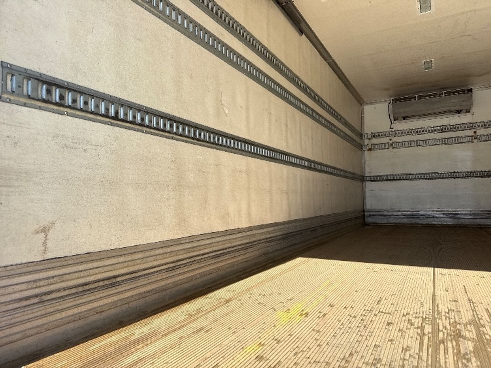 Refrigerated Truck-Light and Medium Duty Trucks-Hino-2020-268-Torrance-CA-405,871\n\t\tmiles-$ 23,000 - Image 11