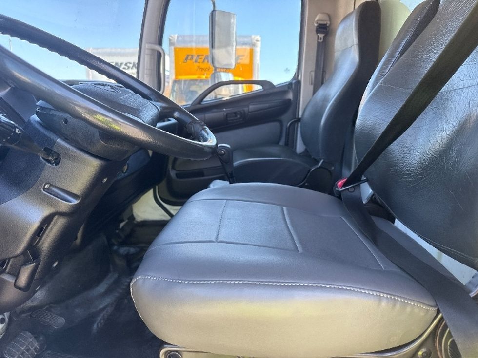 Refrigerated Truck-Light and Medium Duty Trucks-Hino-2020-268-Torrance-CA-405,871\n\t\tmiles-$ 23,000 - Image 17