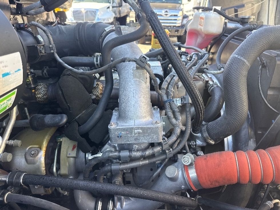 Refrigerated Truck-Light and Medium Duty Trucks-Hino-2020-268-Torrance-CA-405,871\n\t\tmiles-$ 23,000 - Image 23