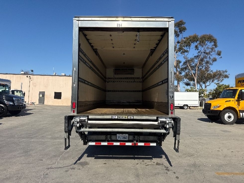 Refrigerated Truck-Light and Medium Duty Trucks-Hino-2020-268-Torrance-CA-405,871\n\t\tmiles-$ 23,000 - Image 8