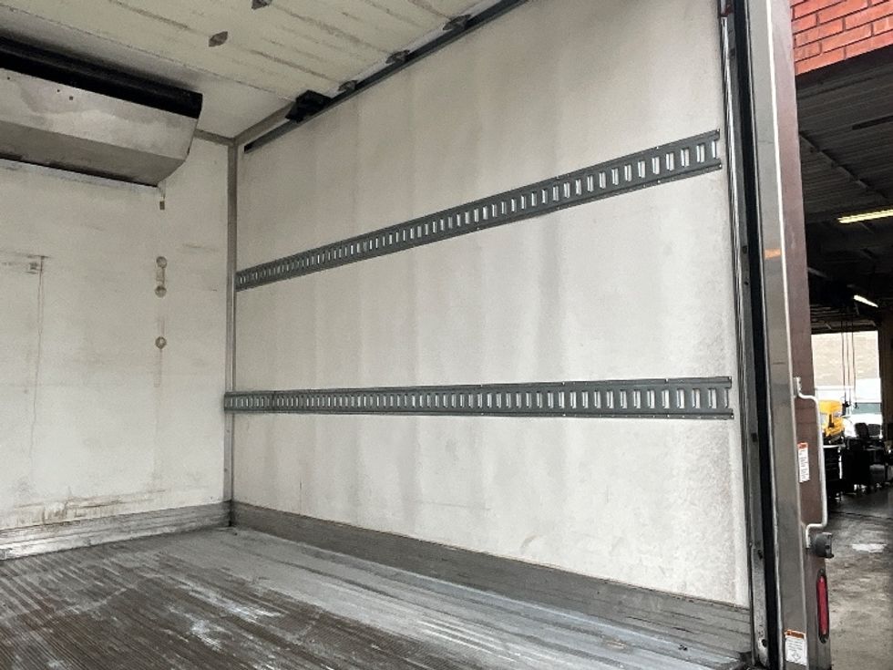 Refrigerated Truck-Light and Medium Duty Trucks-Hino-2020-268-Torrance-CA-43,318\n\t\tmiles-$ 64,500 - Image 12