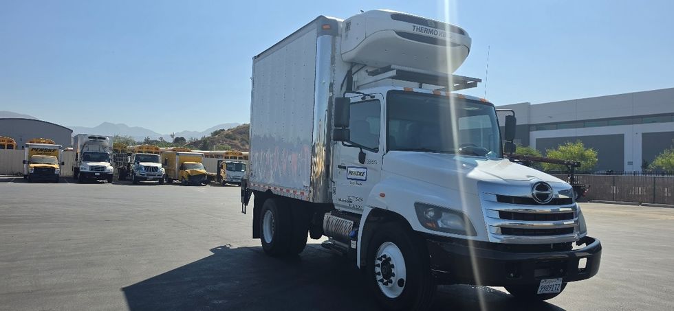Refrigerated Truck-Light and Medium Duty Trucks-Hino-2020-268-Torrance-CA-75,435\n\t\tmiles-$ 61,000 - Image 1