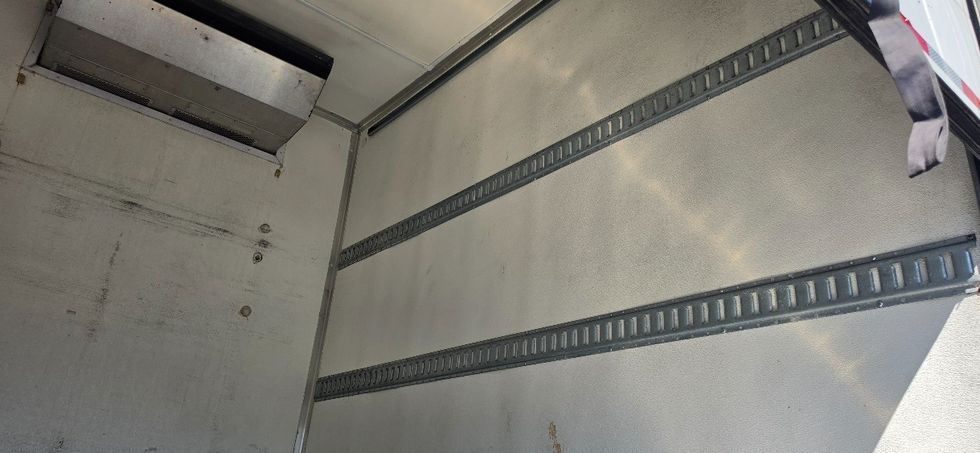 Refrigerated Truck-Light and Medium Duty Trucks-Hino-2020-268-Torrance-CA-75,435\n\t\tmiles-$ 61,000 - Image 12