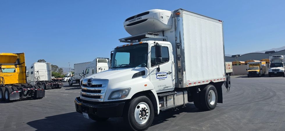 Refrigerated Truck-Light and Medium Duty Trucks-Hino-2020-268-Torrance-CA-75,435\n\t\tmiles-$ 61,000 - Image 3