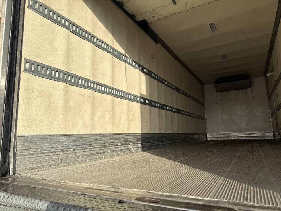 Refrigerated Truck-Light and Medium Duty Trucks-Hino-2020-268-West Sacramento-CA-135,280\n\t\tmiles-$ 69,250 - Image 11