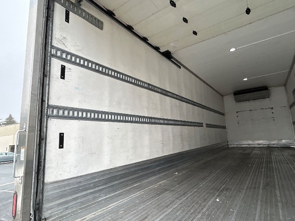 Refrigerated Truck-Light and Medium Duty Trucks-Hino-2020-268-West Sacramento-CA-180,155\n\t\tmiles-$ 63,000 - Image 11