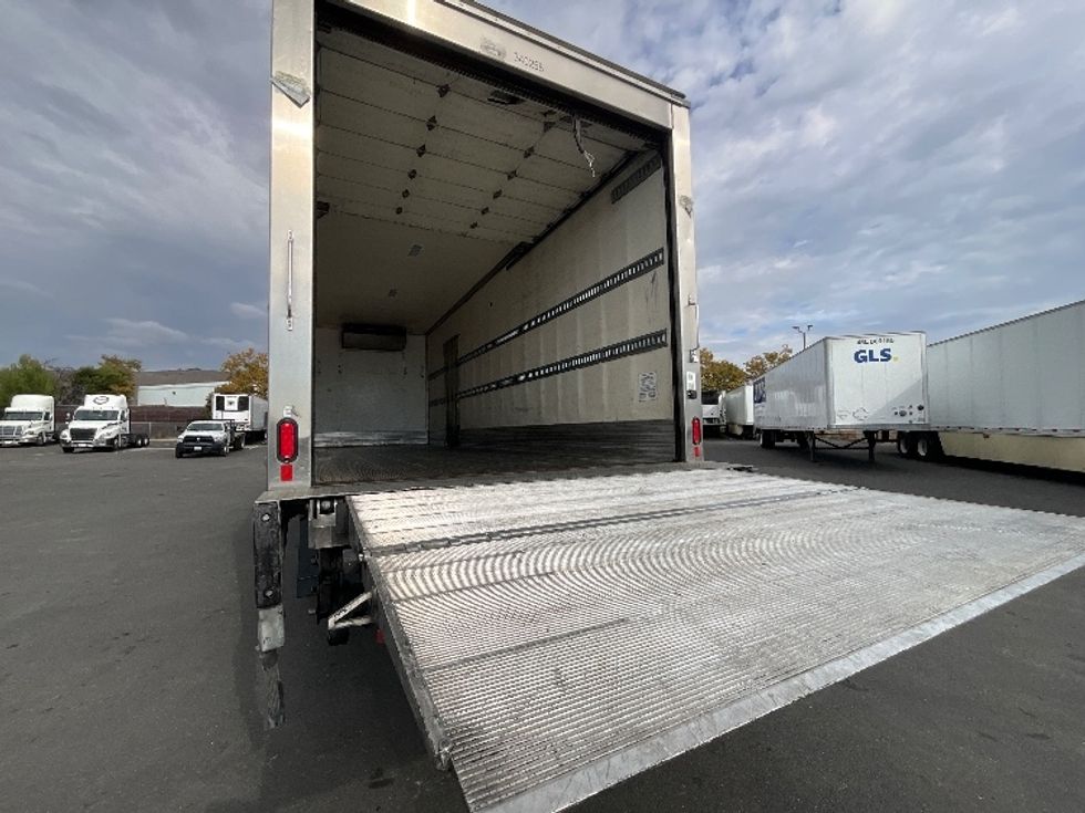 Refrigerated Truck-Light and Medium Duty Trucks-Hino-2020-268-West Sacramento-CA-249,088\n\t\tmiles-$ 51,750 - Image 12