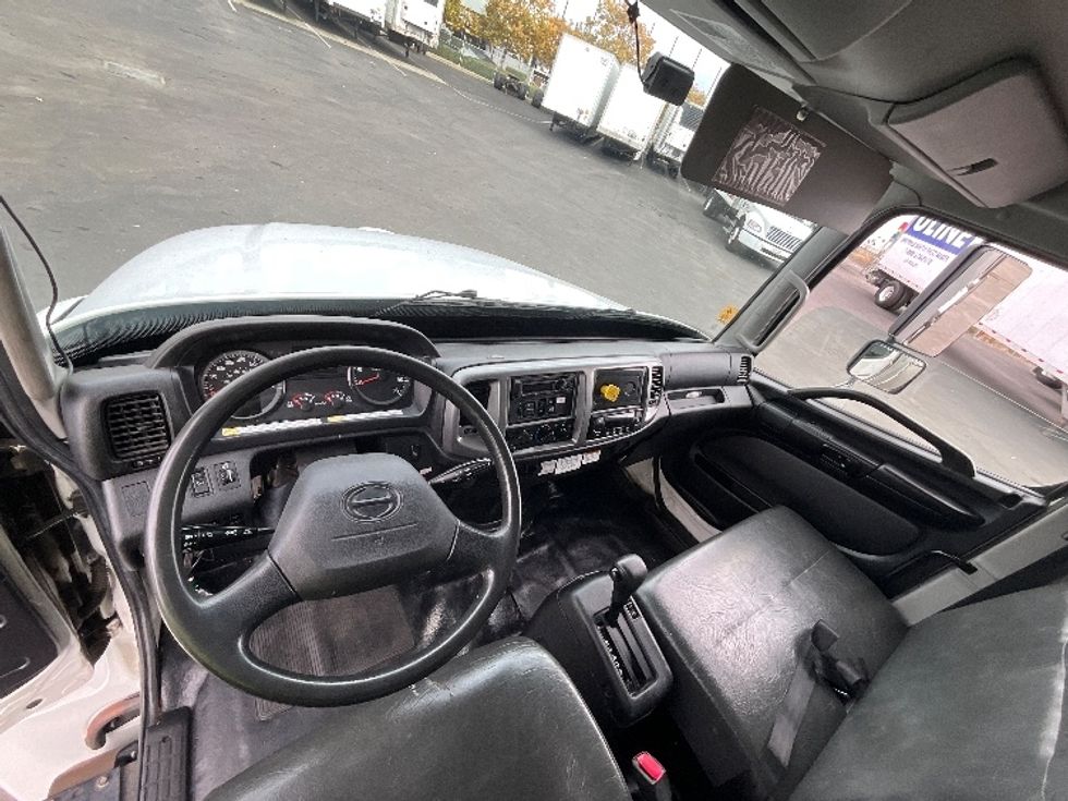 Refrigerated Truck-Light and Medium Duty Trucks-Hino-2020-268-West Sacramento-CA-249,088\n\t\tmiles-$ 51,750 - Image 18