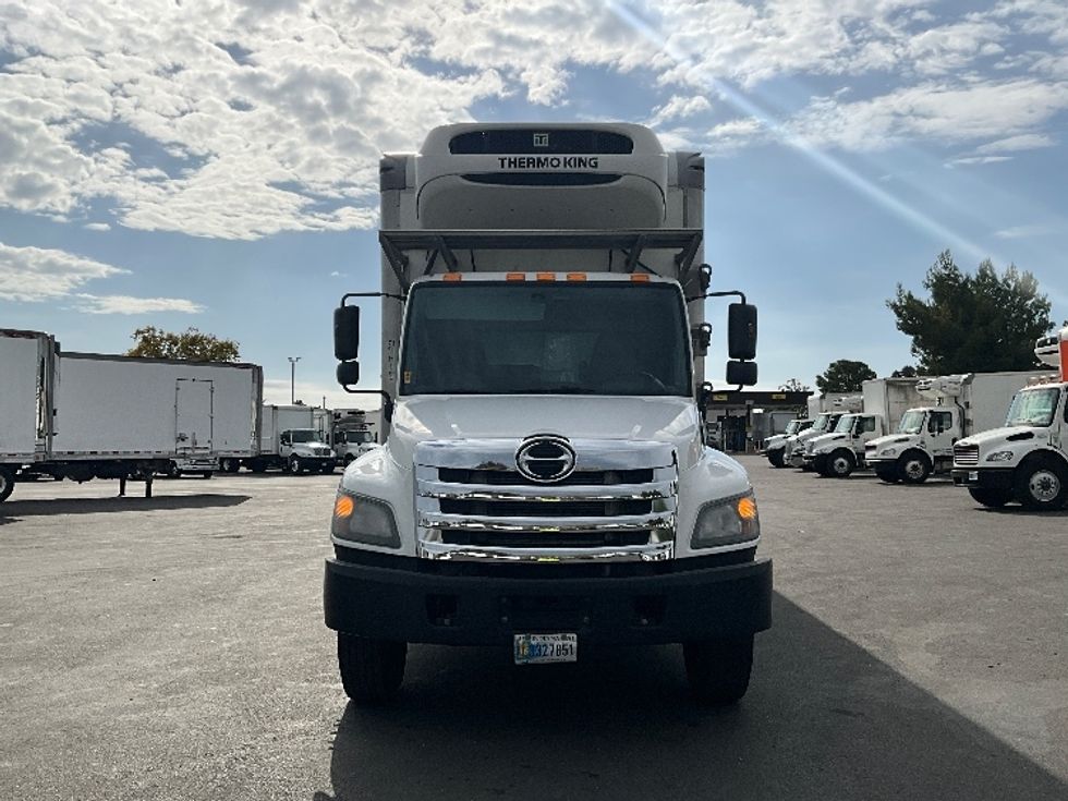 Refrigerated Truck-Light and Medium Duty Trucks-Hino-2020-268-West Sacramento-CA-249,088\n\t\tmiles-$ 51,750 - Image 2