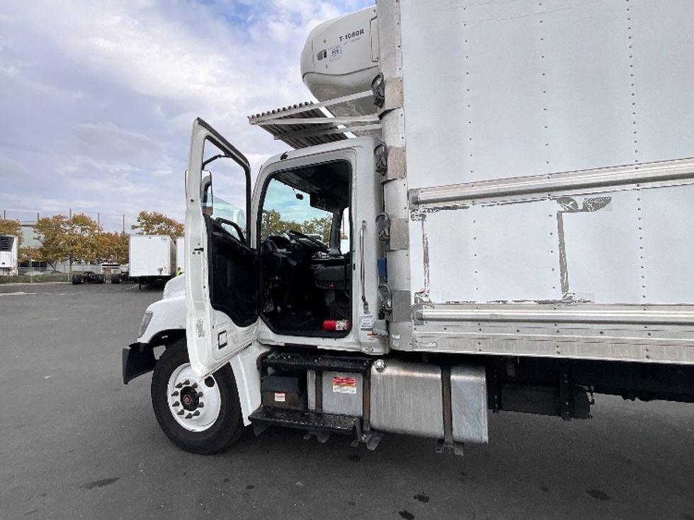 Refrigerated Truck-Light and Medium Duty Trucks-Hino-2020-268-West Sacramento-CA-249,088\n\t\tmiles-$ 51,750 - Image 20