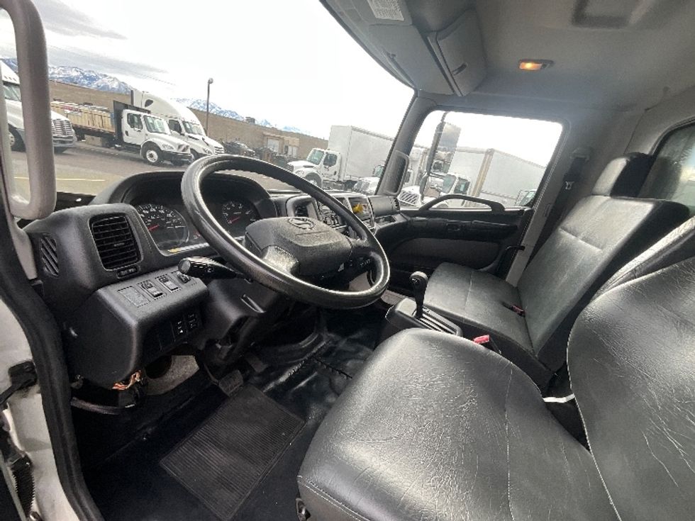 Refrigerated Truck-Light and Medium Duty Trucks-Hino-2020-268-West Valley City-UT-148,680\n\t\tmiles-$ 66,500 - Image 17