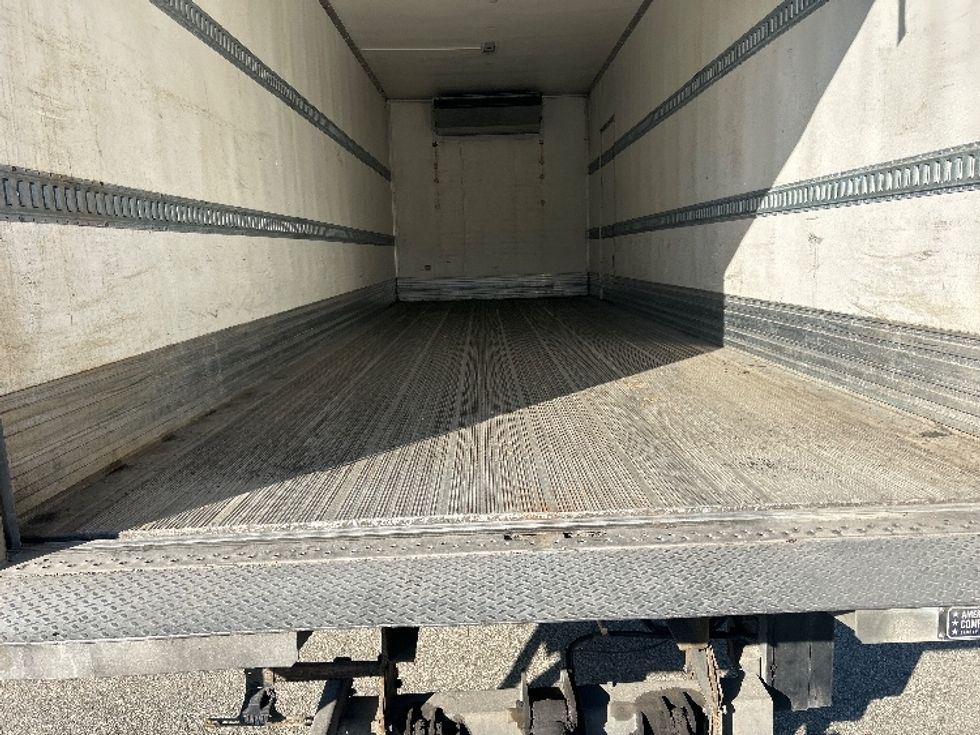 Refrigerated Truck-Light and Medium Duty Trucks-Hino-2020-338-Abbotsford-BC-282,109\n\t\tkm-$ 76,000 - Image 10