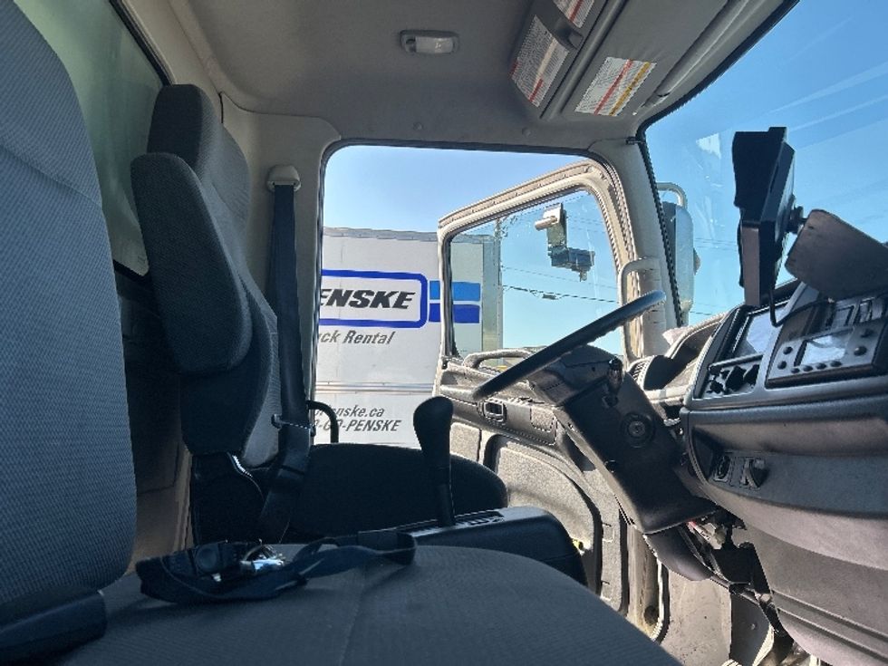 Refrigerated Truck-Light and Medium Duty Trucks-Hino-2020-338-Abbotsford-BC-282,109\n\t\tkm-$ 76,000 - Image 22