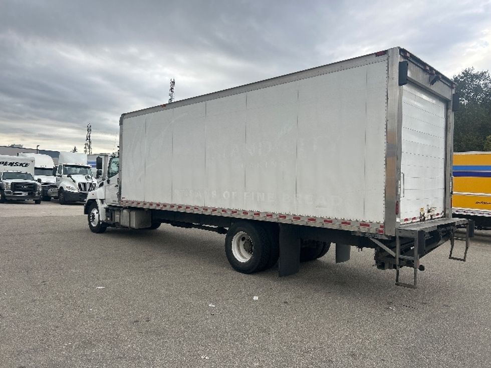 Refrigerated Truck-Light and Medium Duty Trucks-Hino-2020-338-Abbotsford-BC-282,109\n\t\tkm-$ 76,000 - Image 4