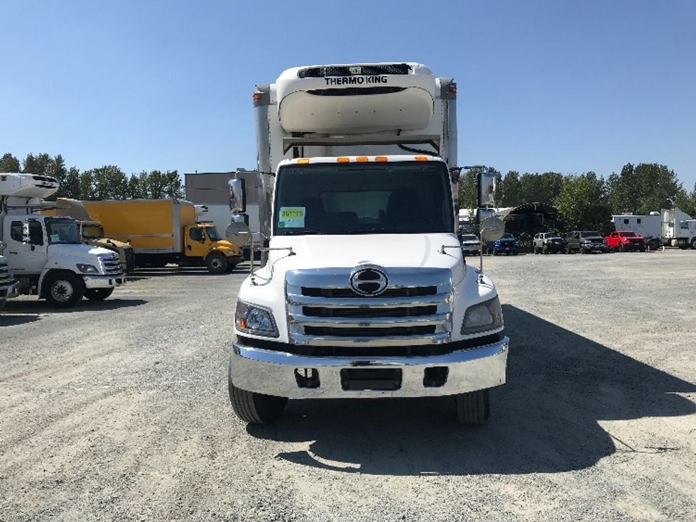 Refrigerated Truck-Light and Medium Duty Trucks-Hino-2020-338-Abbotsford-BC-314,545\n\t\tkm-$ 74,500 - Image 2