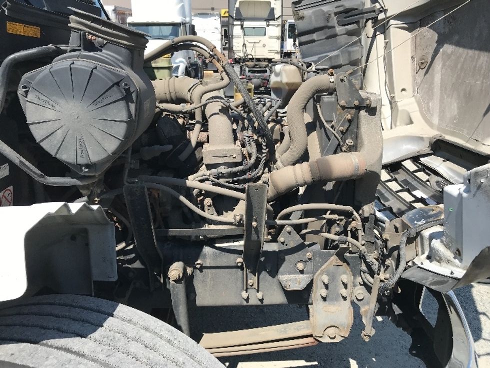 Refrigerated Truck-Light and Medium Duty Trucks-Hino-2020-338-Abbotsford-BC-314,545\n\t\tkm-$ 74,500 - Image 23
