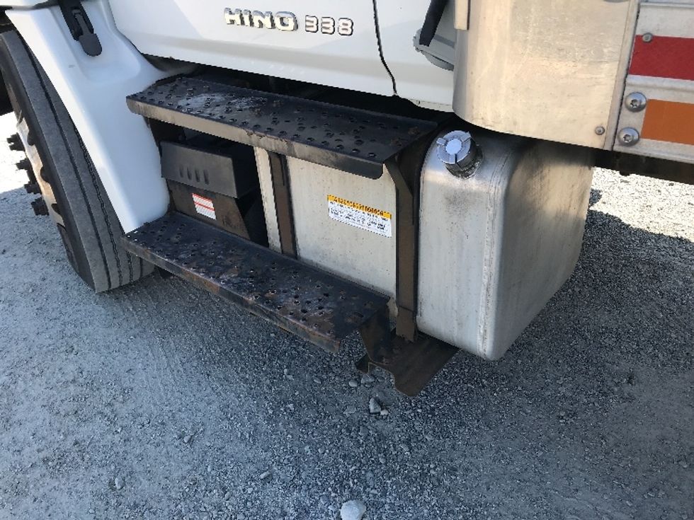 Refrigerated Truck-Light and Medium Duty Trucks-Hino-2020-338-Abbotsford-BC-314,545\n\t\tkm-$ 74,500 - Image 25