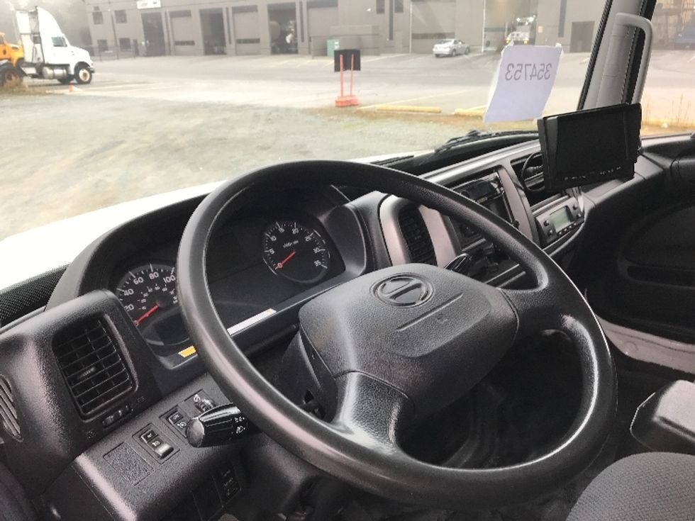 Refrigerated Truck-Light and Medium Duty Trucks-Hino-2020-338-Abbotsford-BC-362,703\n\t\tkm-$ 65,000 - Image 17