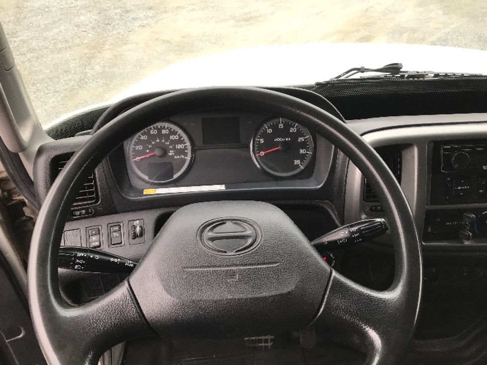 Refrigerated Truck-Light and Medium Duty Trucks-Hino-2020-338-Abbotsford-BC-362,703\n\t\tkm-$ 65,000 - Image 18