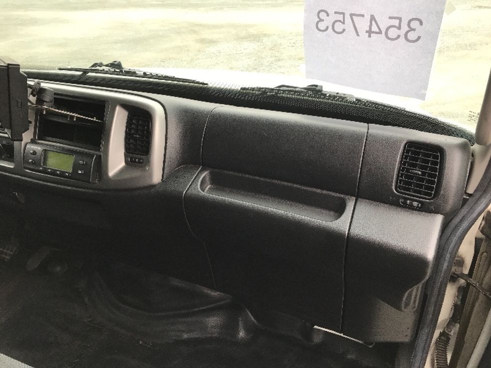 Refrigerated Truck-Light and Medium Duty Trucks-Hino-2020-338-Abbotsford-BC-362,703\n\t\tkm-$ 65,000 - Image 21