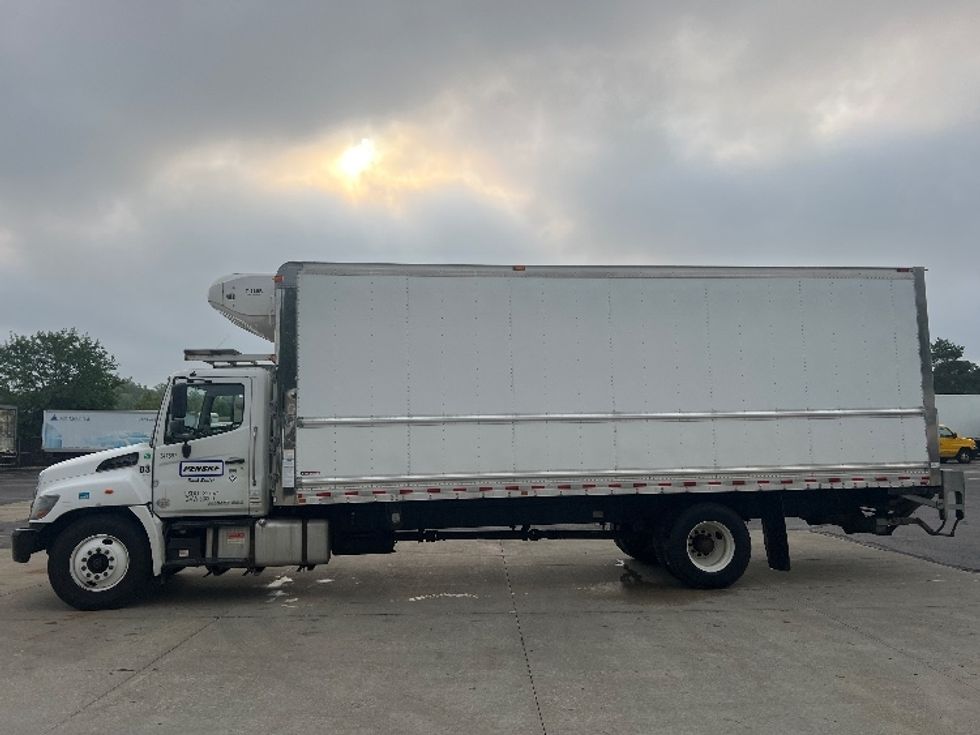 Refrigerated Truck-Light and Medium Duty Trucks-Hino-2020-338-Akron-OH-219,361\n\t\tmiles-$ 43,500 - Image 4