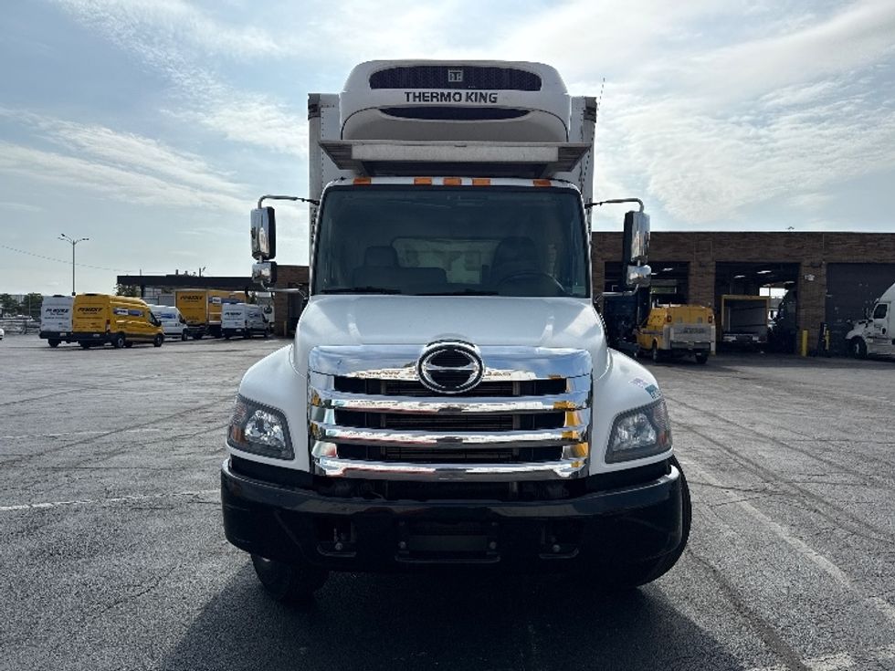 Refrigerated Truck-Light and Medium Duty Trucks-Hino-2020-338-Baltimore-MD-218,087\n\t\tmiles-$ 42,000 - Image 2