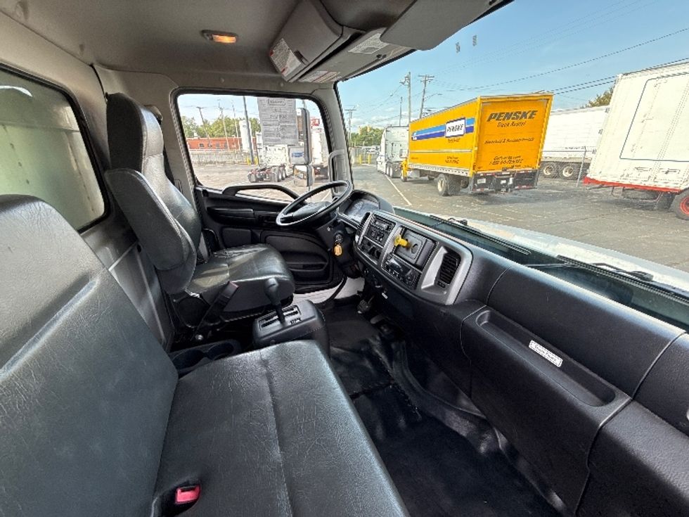 Refrigerated Truck-Light and Medium Duty Trucks-Hino-2020-338-Baltimore-MD-218,087\n\t\tmiles-$ 42,000 - Image 22