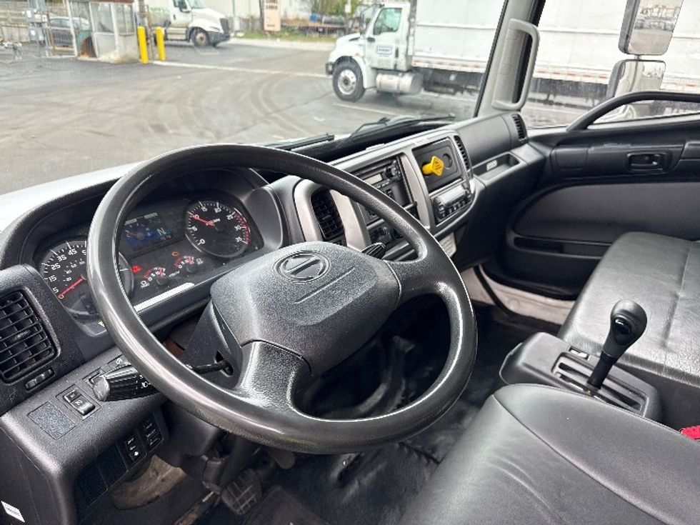 Refrigerated Truck-Light and Medium Duty Trucks-Hino-2020-338-Baltimore-MD-289,609\n\t\tmiles-$ 33,750 - Image 17