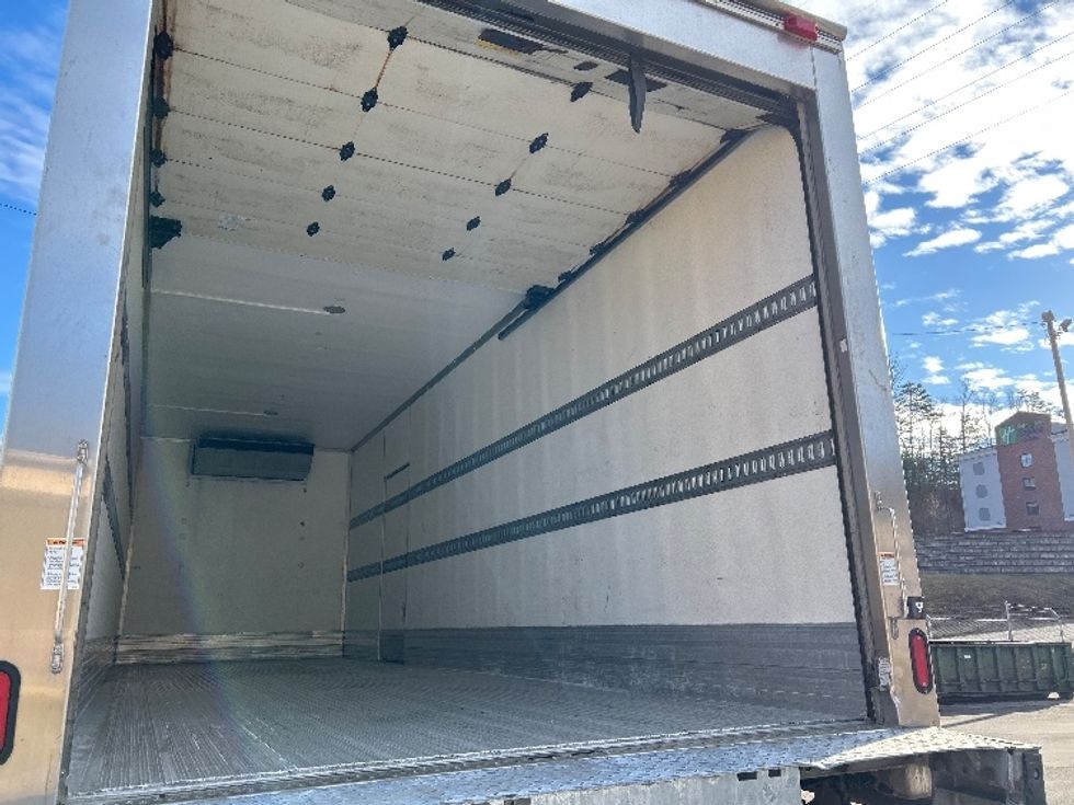 Refrigerated Truck-Light and Medium Duty Trucks-Hino-2020-338-Cross Lanes-WV-159,074\n\t\tmiles-$ 54,000 - Image 11