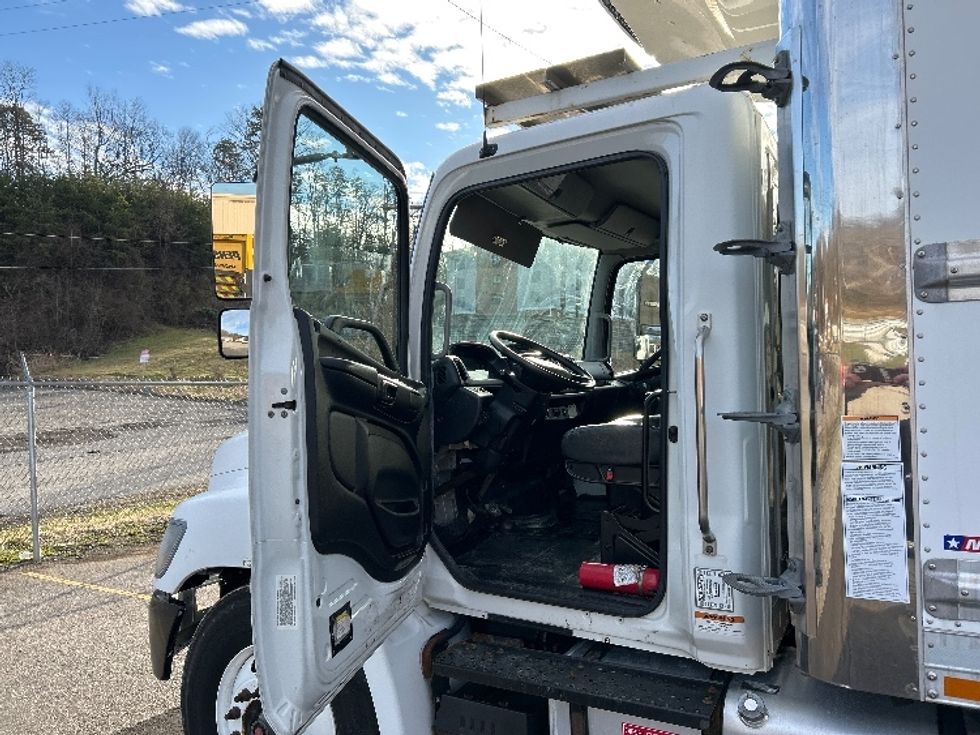 Refrigerated Truck-Light and Medium Duty Trucks-Hino-2020-338-Cross Lanes-WV-159,074\n\t\tmiles-$ 54,000 - Image 15