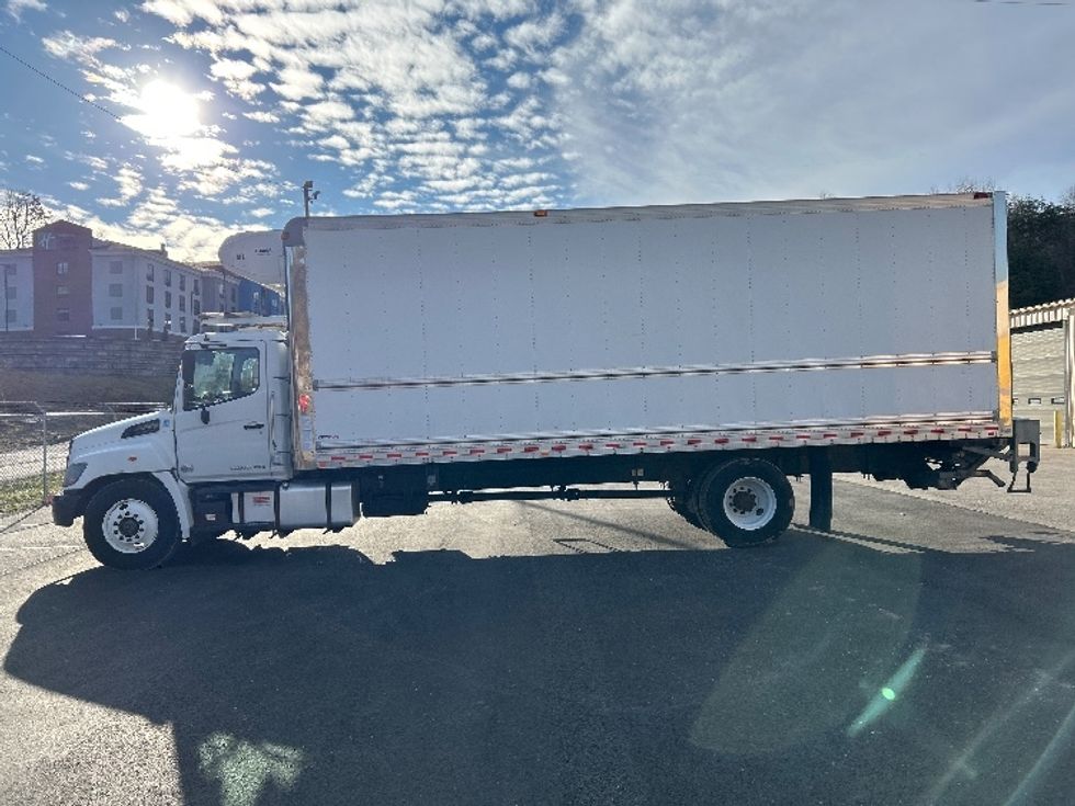 Refrigerated Truck-Light and Medium Duty Trucks-Hino-2020-338-Cross Lanes-WV-159,074\n\t\tmiles-$ 54,000 - Image 4