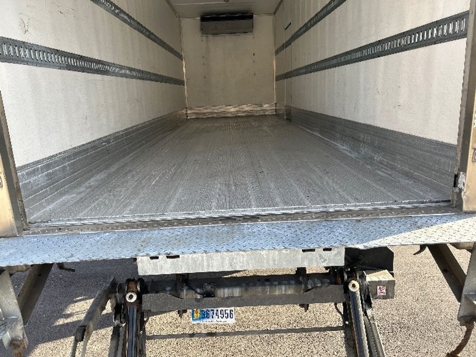 Refrigerated Truck-Light and Medium Duty Trucks-Hino-2020-338-Cross Lanes-WV-159,074\n\t\tmiles-$ 54,000 - Image 9
