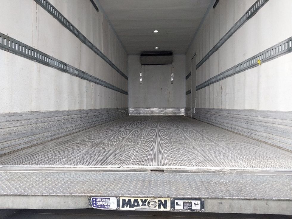 Refrigerated Truck-Light and Medium Duty Trucks-Hino-2020-338-Delta-BC-165,140\n\t\tkm-$ 91,500 - Image 10