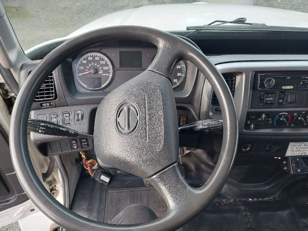 Refrigerated Truck-Light and Medium Duty Trucks-Hino-2020-338-Delta-BC-165,140\n\t\tkm-$ 91,500 - Image 17