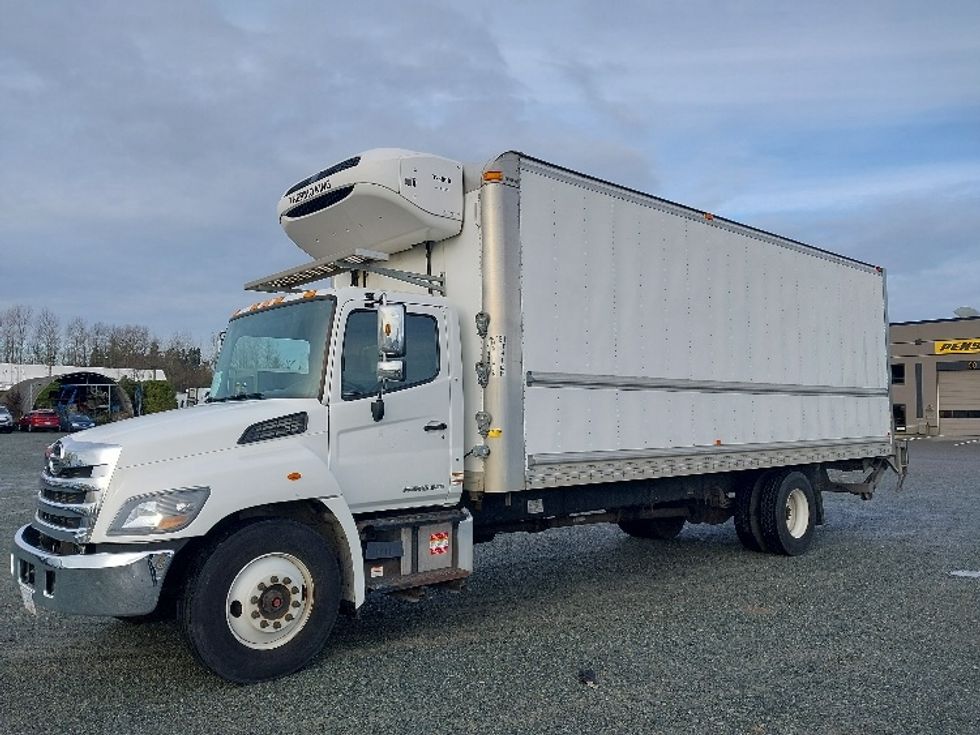 Refrigerated Truck-Light and Medium Duty Trucks-Hino-2020-338-Delta-BC-165,140\n\t\tkm-$ 91,500 - Image 3