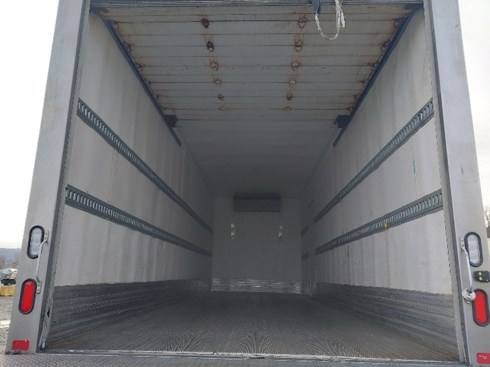 Refrigerated Truck-Light and Medium Duty Trucks-Hino-2020-338-Delta-BC-165,140\n\t\tkm-$ 91,500 - Image 8