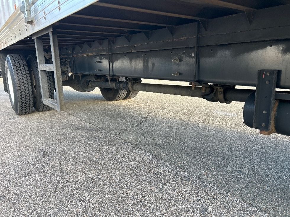 Refrigerated Truck-Light and Medium Duty Trucks-Hino-2020-338-Delta-BC-189,295\n\t\tkm-$ 93,000 - Image 13