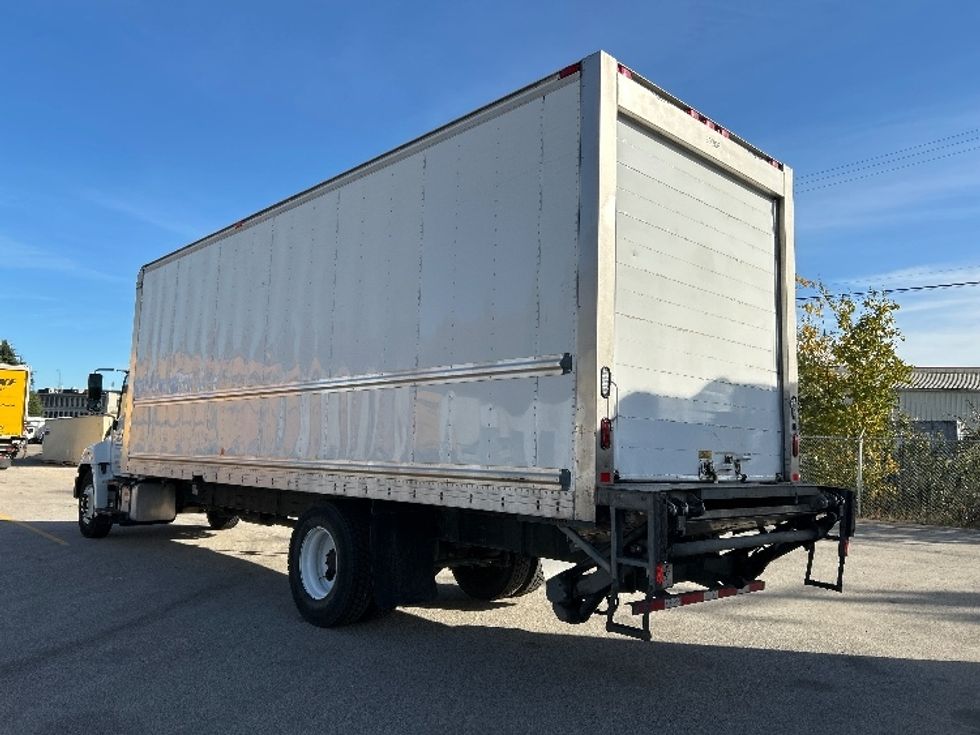 Refrigerated Truck-Light and Medium Duty Trucks-Hino-2020-338-Delta-BC-210,029\n\t\tkm-$ 91,500 - Image 5